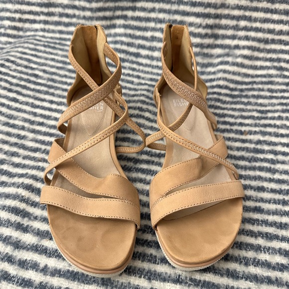 Eileen Fisher Sola Women\'s Strappy Sandals Tan‎ Tumbled Nubuck Platform sz 7.5